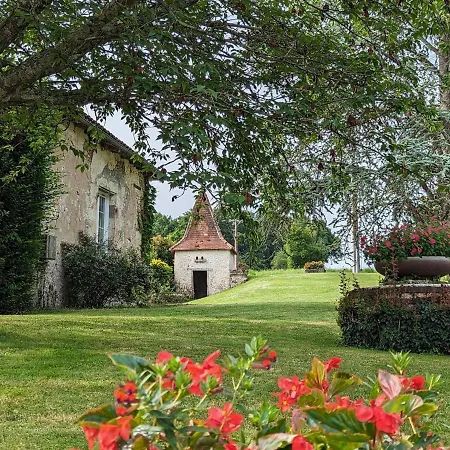 Familial Avec Piscine Couverte, Jardin Prive, Proche D'aubeterre-sur-dronne - Fr-1-653-239 Prázdninový dům *
