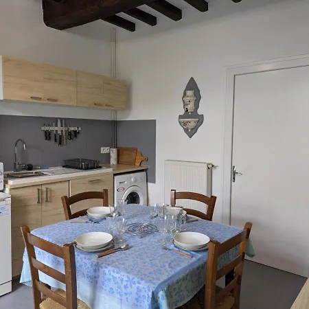 Familial Avec Piscine Couverte, Jardin Prive, Proche D'aubeterre-sur-dronne - Fr-1-653-239